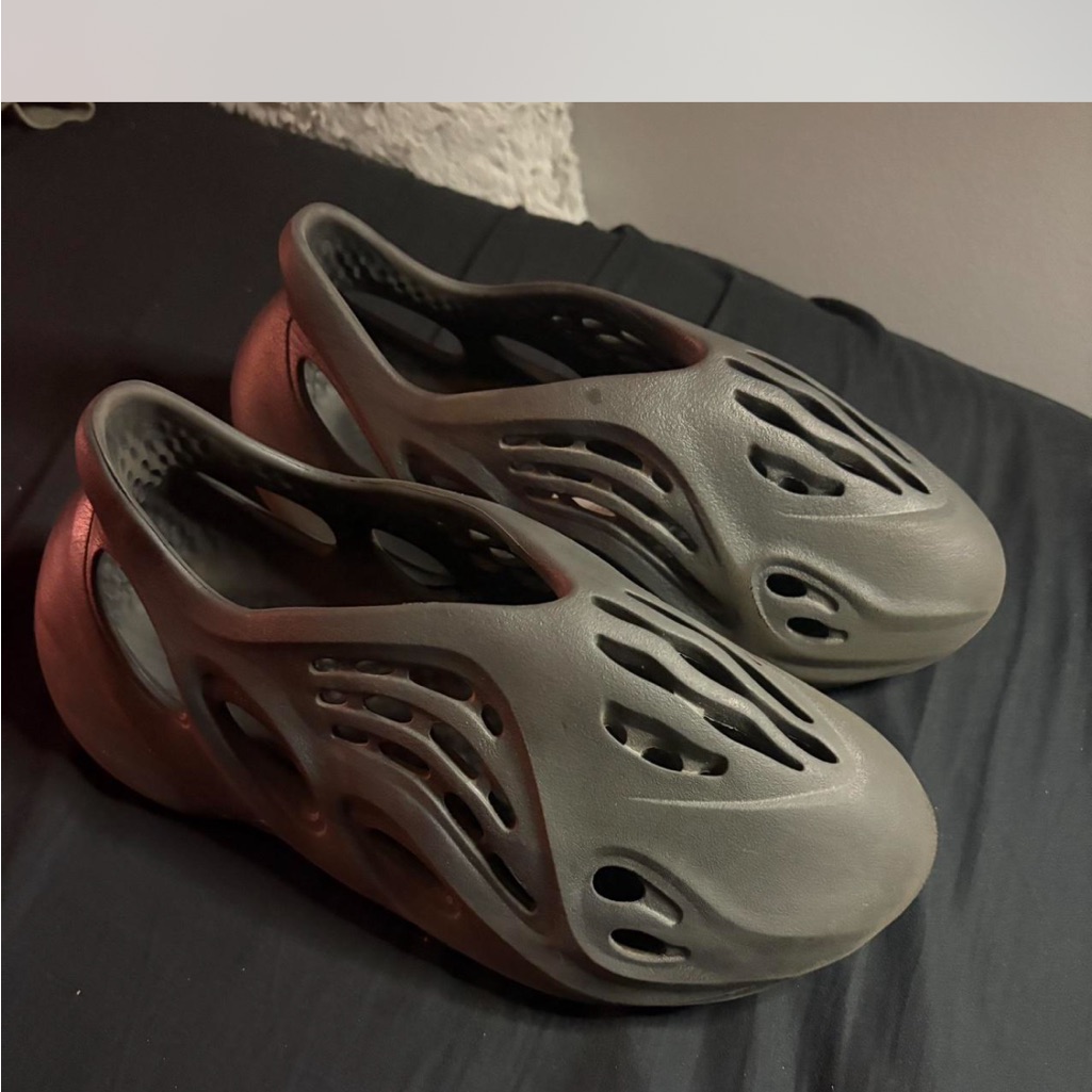Adidas Yzy Foam Rnr Box